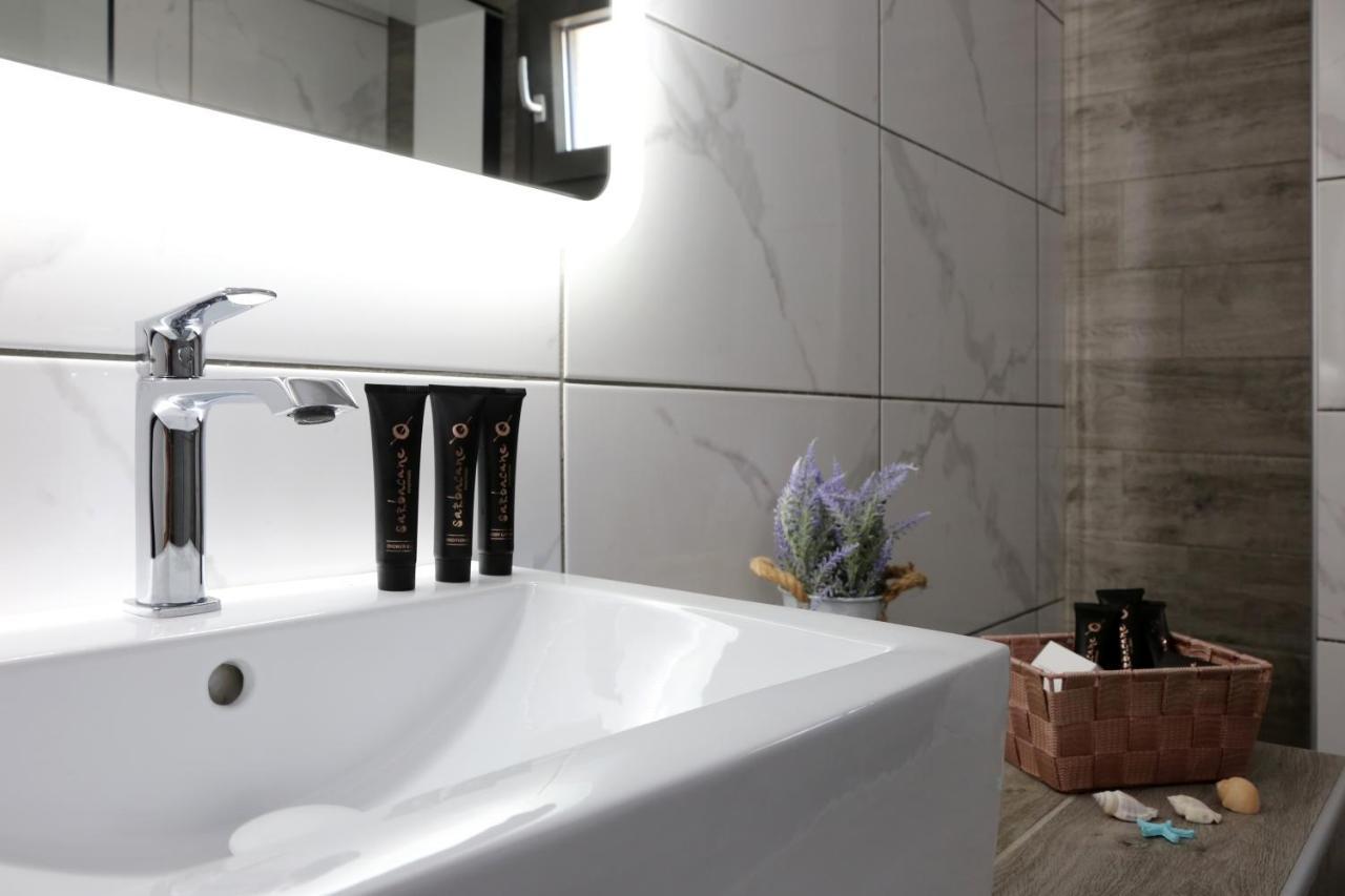 Street 90 Luxury Apartment เกราโมตี ภายนอก รูปภาพ